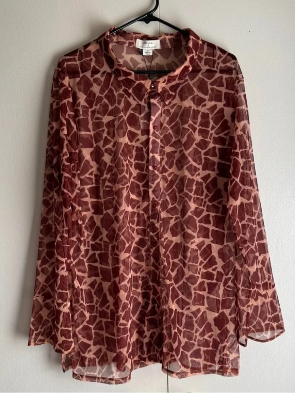 Labelrail x Francesca Perks NEW Giraffe Print Mesh Shirt Sheer Button Front 20